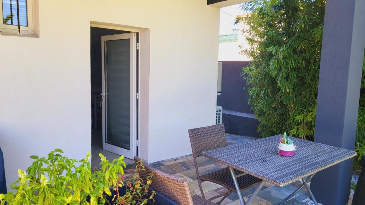 Studio Prive Attenant Villa Piscine Marselha Exterior foto